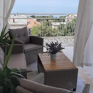 Nina Seaview Novi Vinodolski